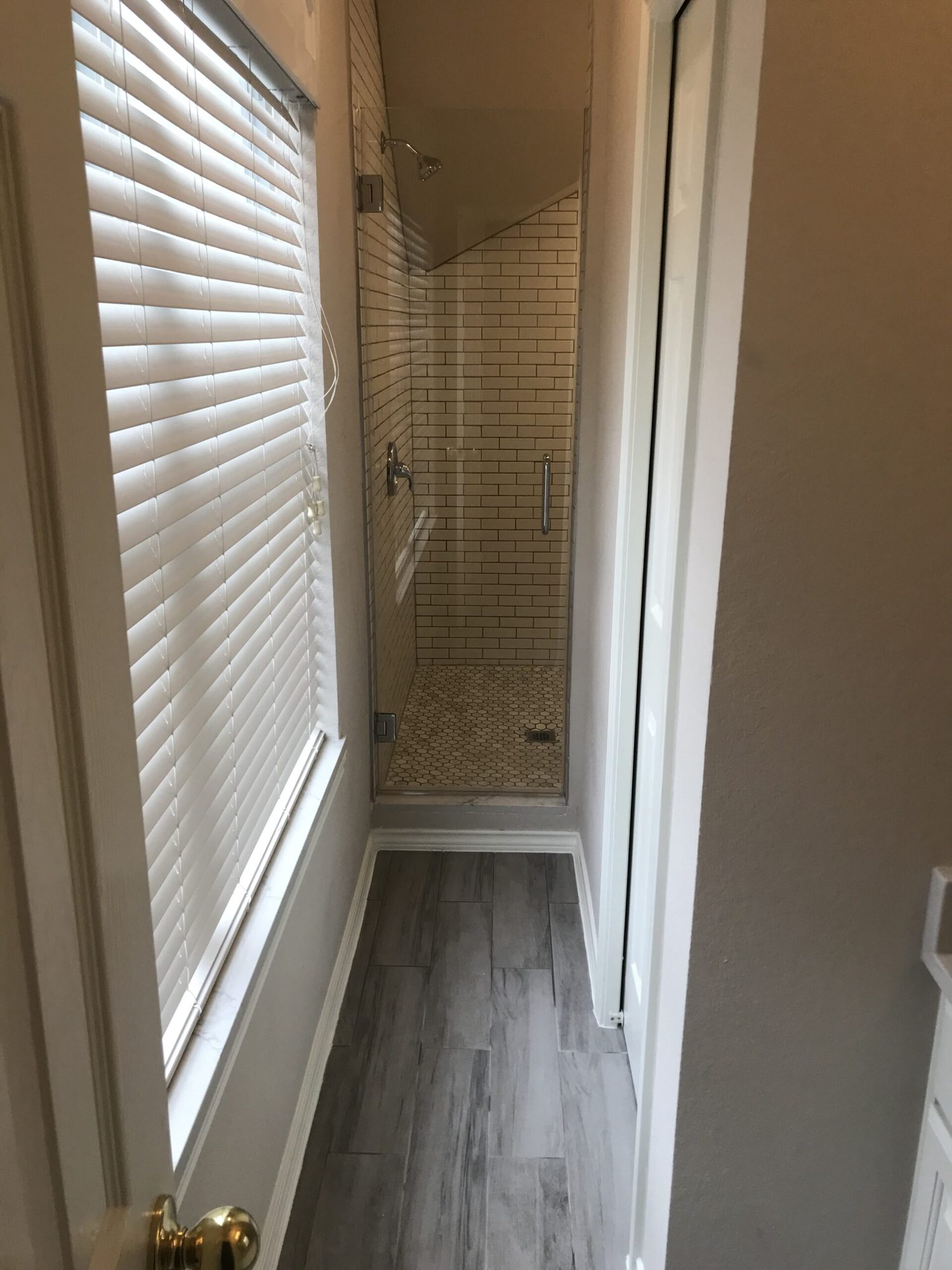 Kettleman — project photography of the en-suite bathroom addition and interior work