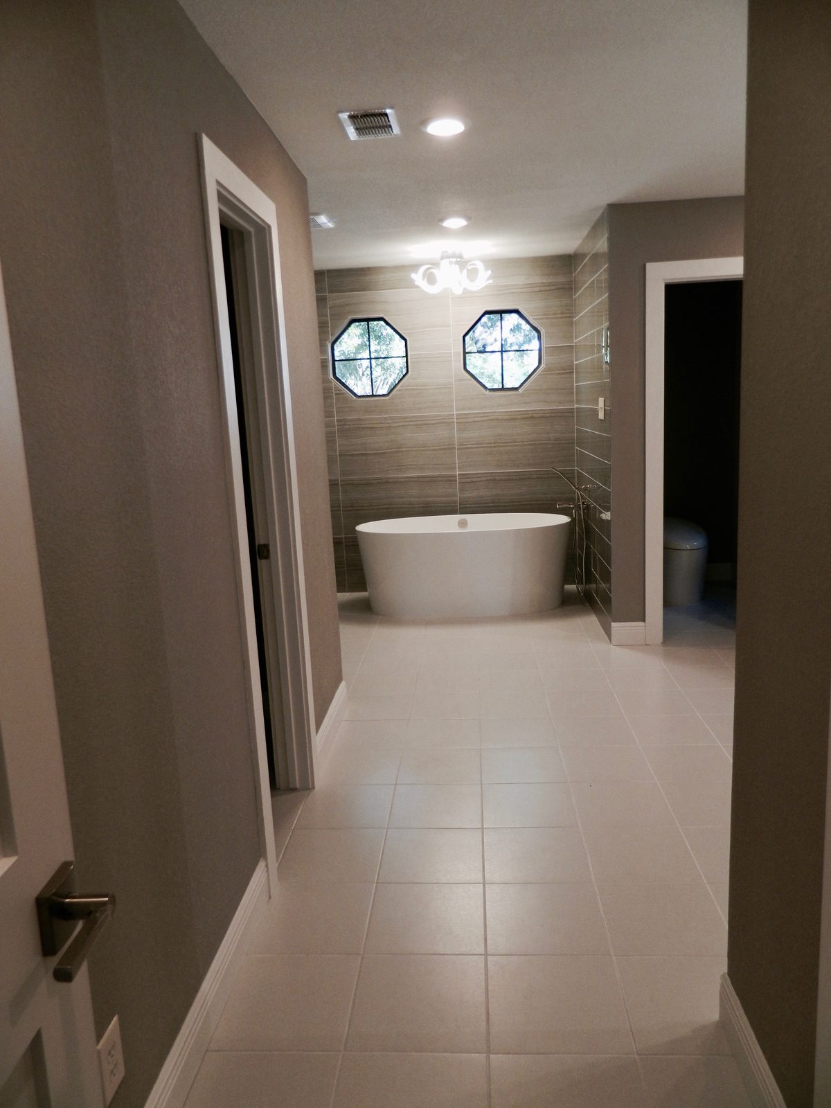 Ladera Norte — Bathroom completed work