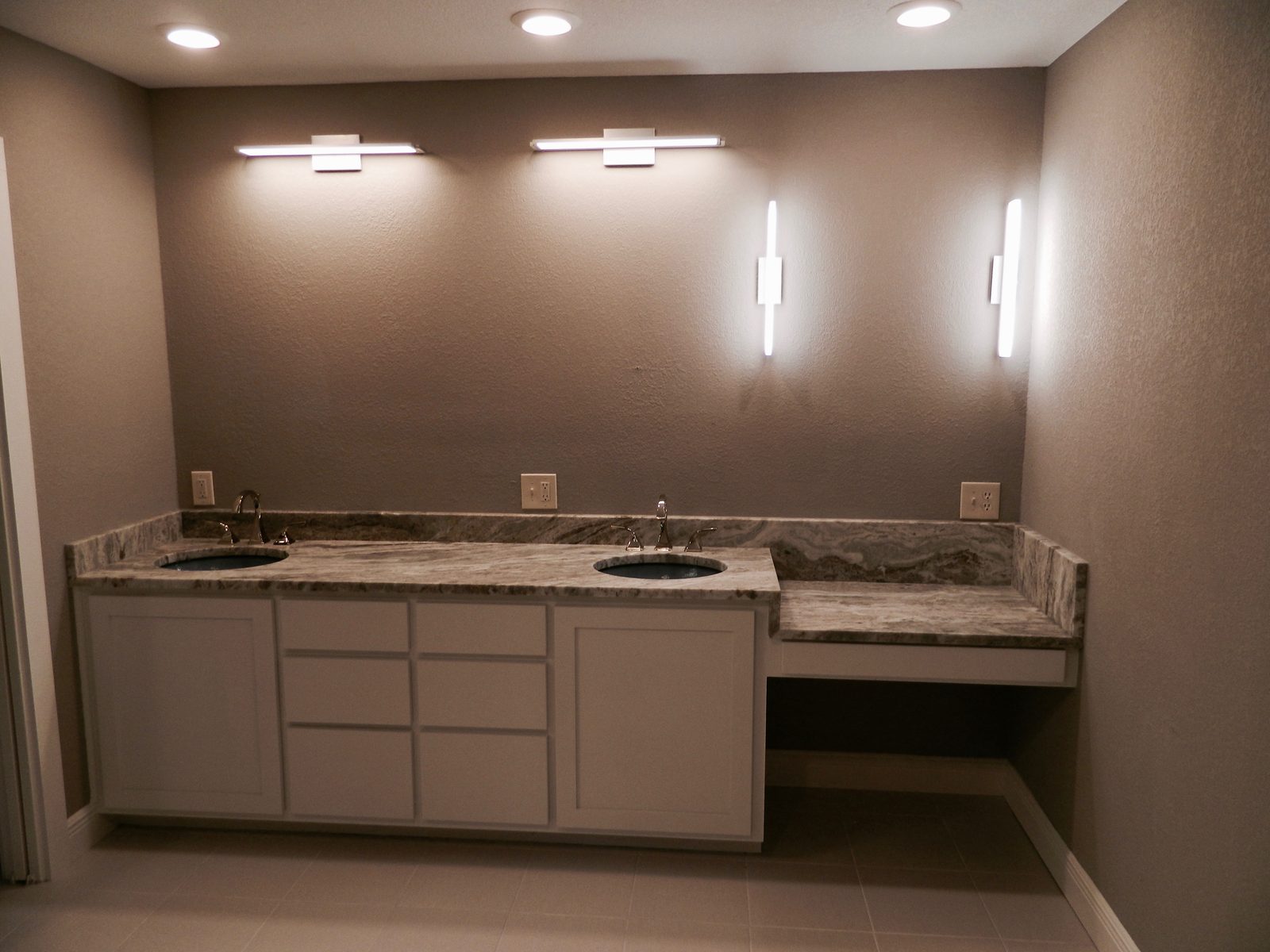 Ladera Norte — Bathroom completed work