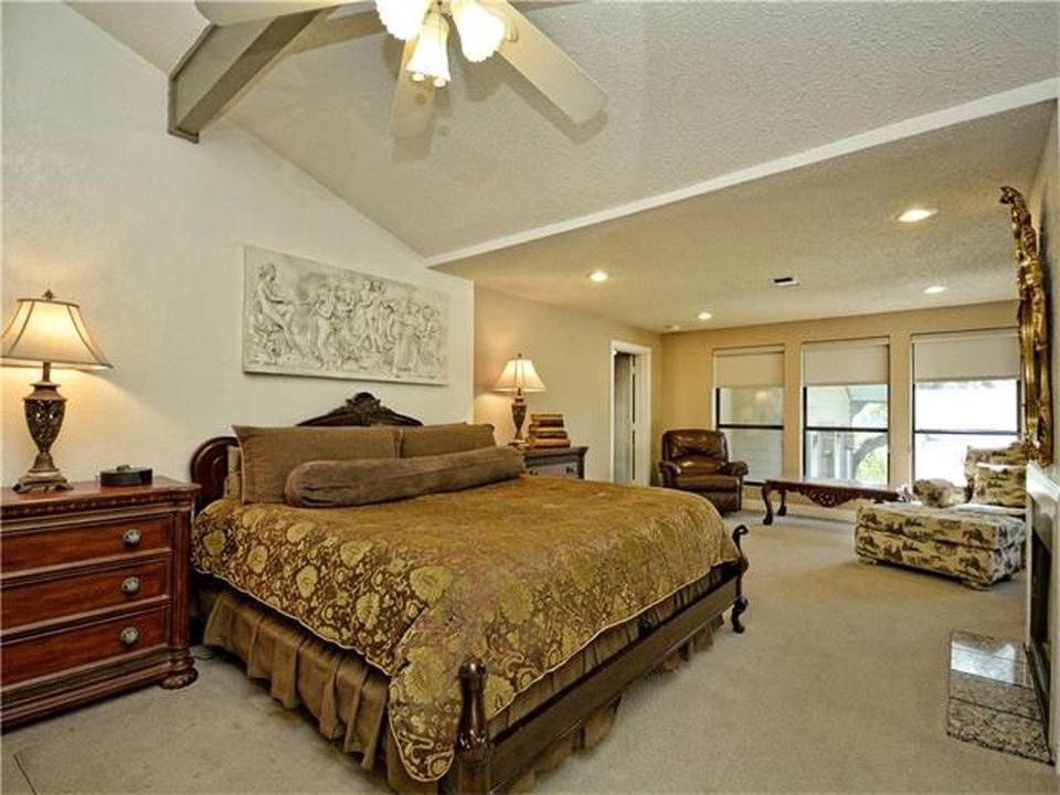 Ladera Norte — Primary suite before