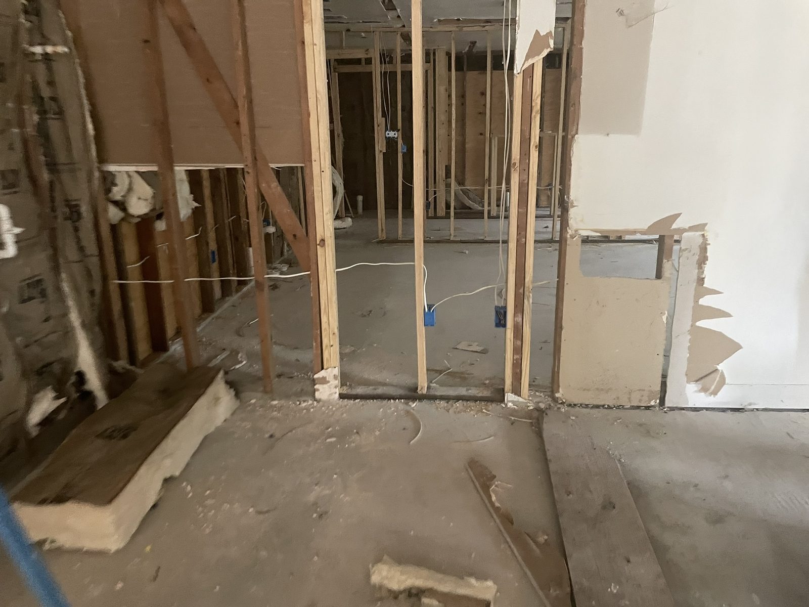 Owens Road – Waller Whole-House Renovation — finished wall surfaces